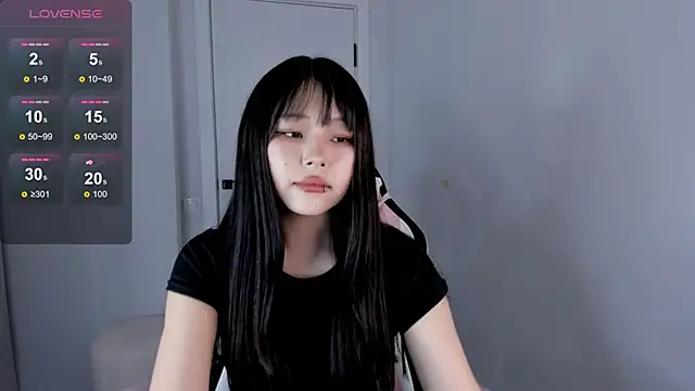 hee young11 online show from October 21, 2025, 8:41 pm