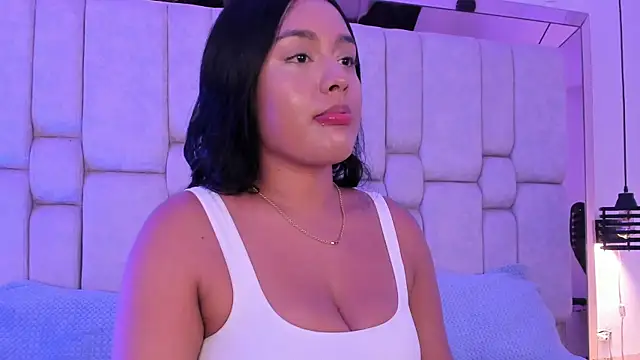 Kleverly Manson1 online show from April 9, 2026, 4:36 am