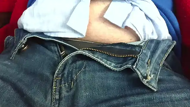 smoothandtiny online show from November 19, 2025, 6:35 am