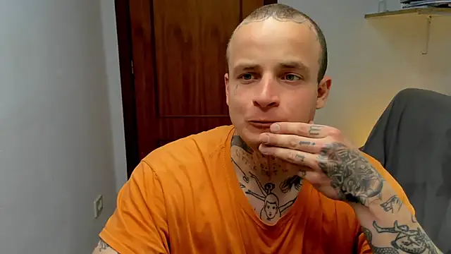 layneinchains online show from April 13, 2026, 12:42 pm