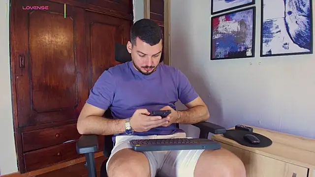 HenryBenso online show from November 28, 2025, 7:25 pm