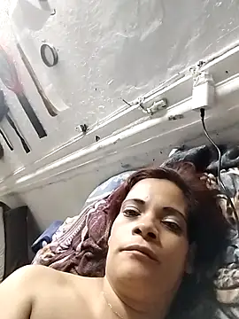 Snapshot of EscortRegina3535 chatting on November 25, 2025, 8:25 am EscortRegina3535 online show from November 25, 2025, 8:25 am