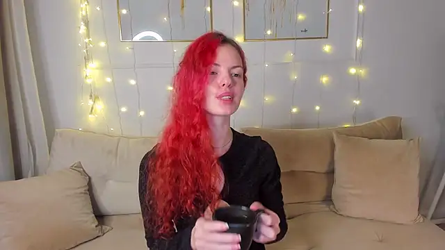 Snapshot of RubyAttwood chatting on March 12, 2025, 7:47 pm RubyAttwood online show from March 12, 2025, 7:47 pm