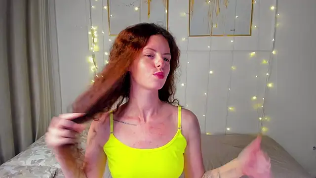 RubyAttwood online show from November 28, 2025, 1:06 am