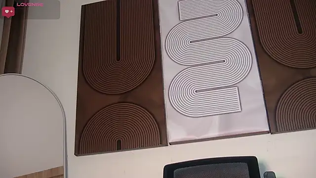 aidaadams online show from February 27, 2026, 11:43 am