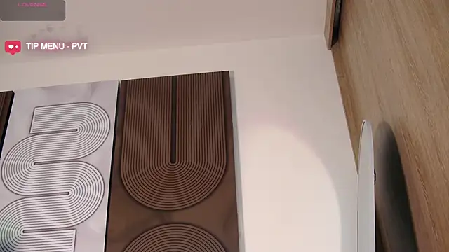 aidaadams online show from February 5, 2026, 10:22 am