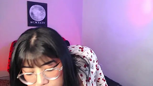 AlexaKimm online show from April 4, 2026, 11:50 am