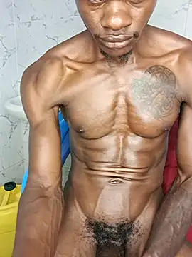 Snapshot of mgmonako chatting on February 14, 2026, 9:26 pm mgmonako online show from February 14, 2026, 9:26 pm