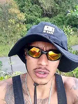 Snapshot of Ryan_coopper chatting on January 10, 2026, 10:05 pm Ryan coopper online show from January 10, 2026, 10:05 pm