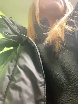 StasyWood online show from March 10, 2025, 1:12 am