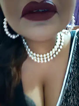 YR-SHIVANI online show from October 13, 2025, 5:09 am