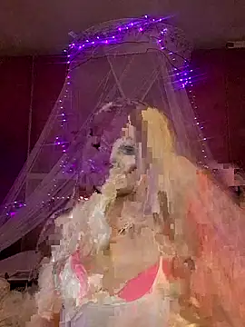 Snapshot of Angeldevilus chatting on February 18, 2026, 1:47 am Angeldevilus online show from February 18, 2026, 1:47 am