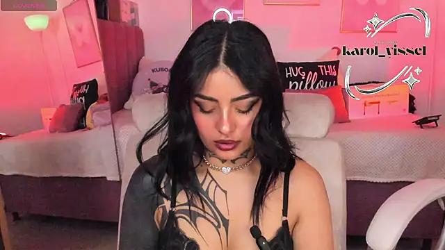 Hinataw33d01 online show from November 3, 2025, 1:33 am