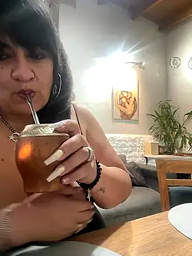 Sensualmente333 online show from October 15, 2025, 12:02 pm