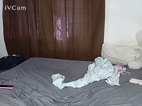 Horny wifey254 online show from October 15, 2025, 12:46 pm