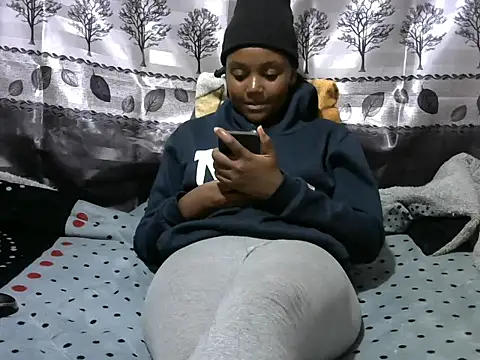Snapshot of Sweet_kelsiey chatting on February 26, 2025, 5:00 pm Sweet kelsiey online show from February 26, 2025, 5:00 pm