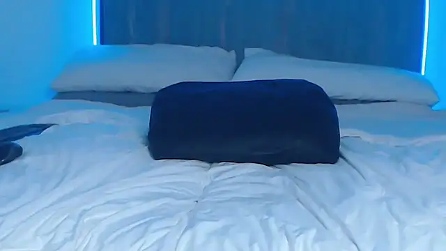 UK Tall Barbie Slut online show from October 24, 2025, 6:45 am