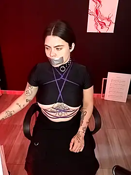  WednesdayFriday  online show from March 19, 2025, 5:50 pm