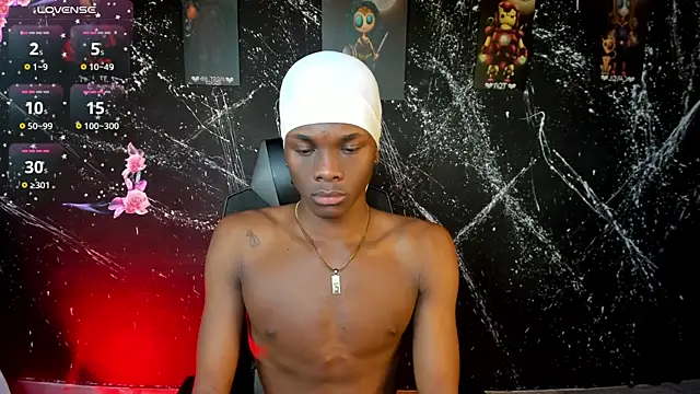 JacksonMuller  online show from October 28, 2025, 1:43 pm