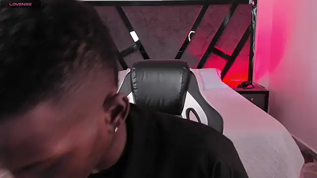 Snapshot of JacksonMuller_ chatting on February 17, 2026, 1:30 pm JacksonMuller online show from February 17, 2026, 1:30 pm