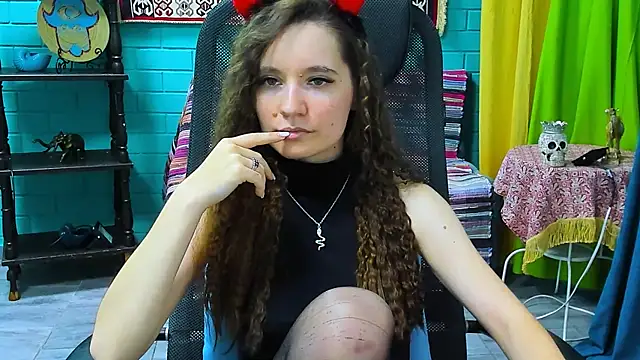 Snapshot of Miss_Barbara_ chatting on March 17, 2025, 12:57 pm Miss Barbara online show from March 17, 2025, 12:57 pm