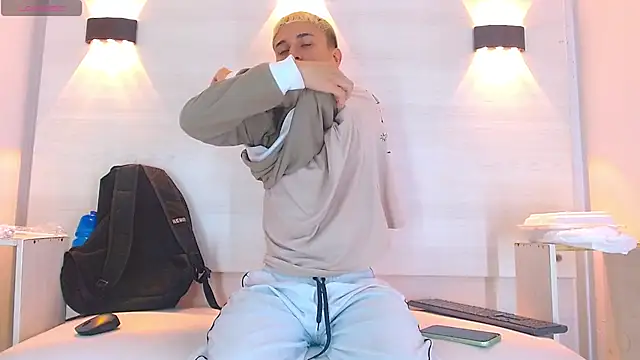 jeic 18 online show from October 10, 2025, 3:57 pm