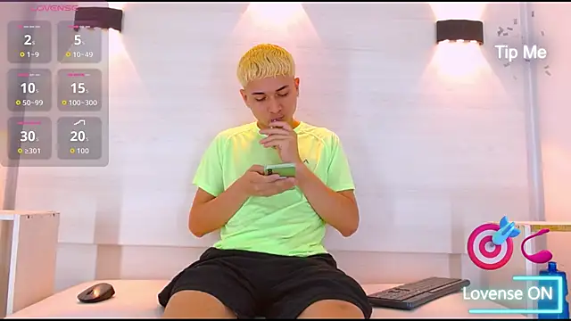 jeic 18 online show from September 23, 2025, 2:57 pm