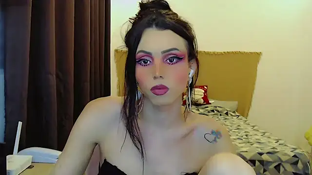 Sophie Fantasys online show from January 6, 2026, 11:20 pm