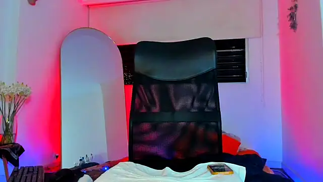 Your  hero1 online show from October 15, 2025, 1:37 am