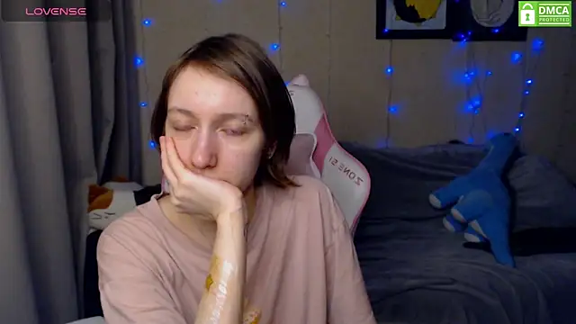 LeahGottty online show from December 30, 2024, 3:12 pm