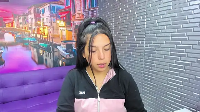 Small naughty  online show from December 16, 2025, 1:37 pm