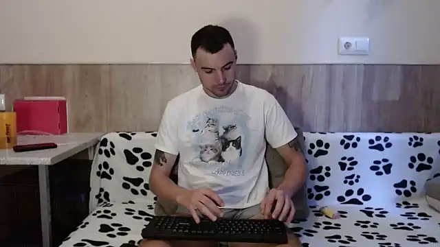 28nick28 online show from January 20, 2025, 10:51 am