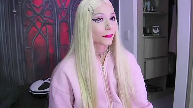 Snapshot of Stryxcy chatting on January 9, 2026, 2:40 am Stryxcy online show from January 9, 2026, 2:40 am