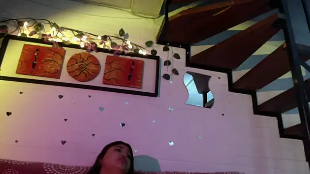 dreamgirl sweet online show from March 4, 2026, 3:25 am