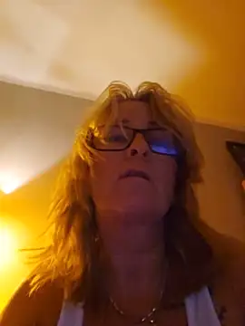 Steffi45 online show from June 11, 2026, 7:22 pm