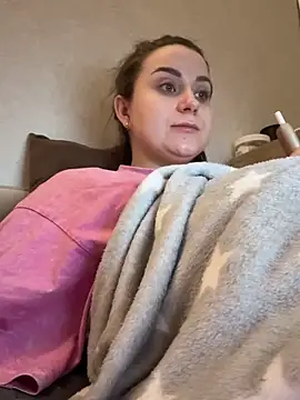 Snapshot of ellie_ssexy chatting on February 14, 2026, 9:15 pm ellie ssexy online show from February 14, 2026, 9:15 pm