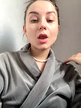 ellie ssexy online show from October 5, 2025, 4:25 am