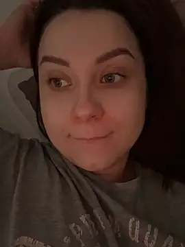 Snapshot of ellie_ssexy chatting on February 9, 2026, 5:38 am ellie ssexy online show from February 9, 2026, 5:38 am