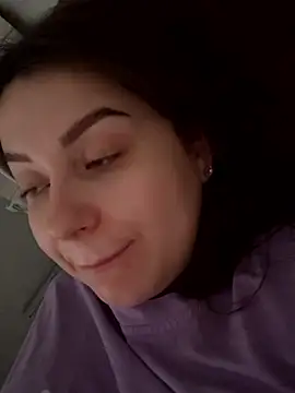 Snapshot of ellie_ssexy chatting on January 10, 2026, 5:25 am ellie ssexy online show from January 10, 2026, 5:25 am