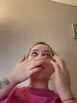 Snapshot of ellie_ssexy chatting on February 21, 2026, 9:17 pm ellie ssexy online show from February 21, 2026, 9:17 pm