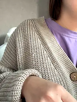 ellie ssexy online show from November 28, 2025, 5:18 am