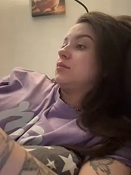 Snapshot of ellie_ssexy chatting on February 7, 2026, 5:15 am ellie ssexy online show from February 7, 2026, 5:15 am