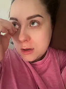 Snapshot of ellie_ssexy chatting on February 18, 2026, 5:27 am ellie ssexy online show from February 18, 2026, 5:27 am