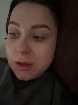 Snapshot of ellie_ssexy chatting on February 20, 2026, 5:15 am ellie ssexy online show from February 20, 2026, 5:15 am