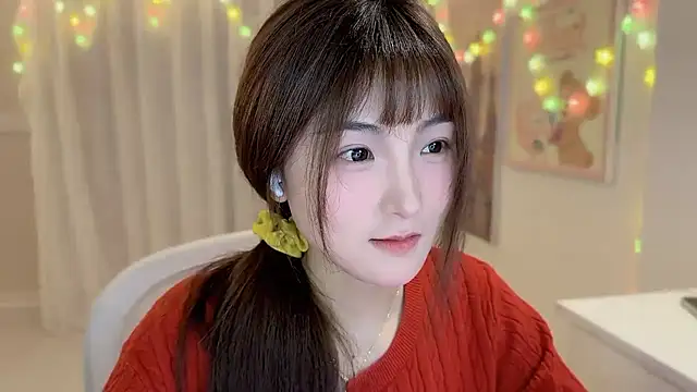 Snapshot of SHUIshui_ chatting on February 11, 2025, 1:41 pm SHUIshui online show from February 11, 2025, 1:41 pm