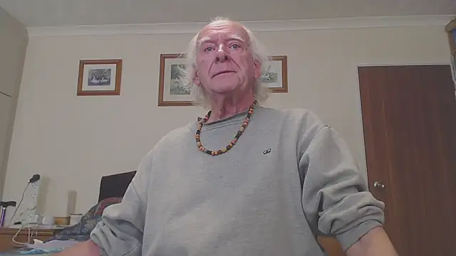 WaverlyKernow online show from March 3, 2025, 2:17 pm