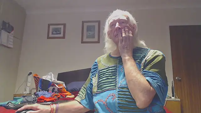 WaverlyKernow online show from February 6, 2026, 8:54 am