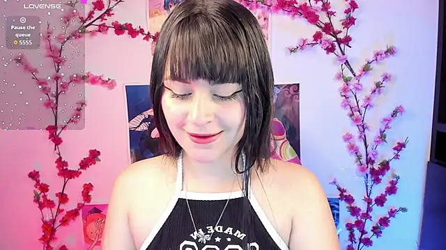 honeykitty 777 online show from September 27, 2025, 3:23 am