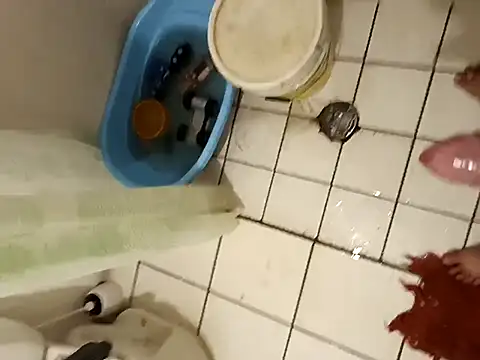 Snapshot of Bartolito001 chatting on October 22, 2025, 7:08 am Bartolito001 online show from October 22, 2025, 7:08 am