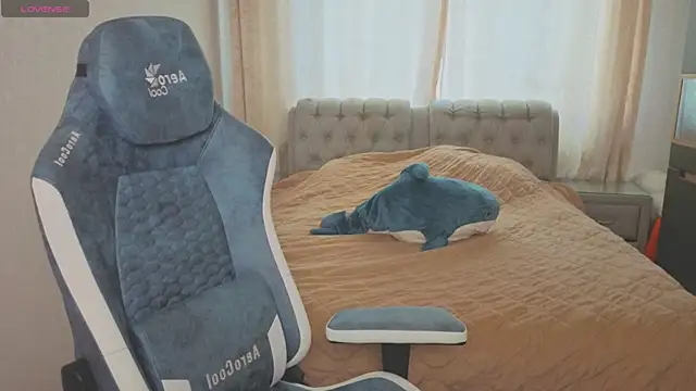 rocky foxy online show from September 9, 2025, 12:47 pm